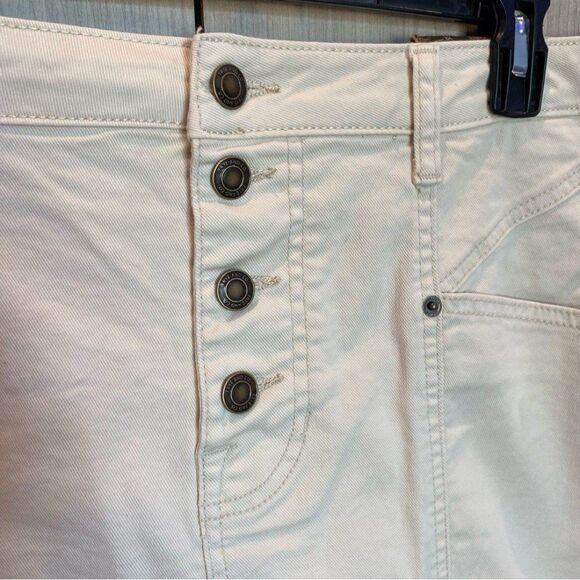 NWT Frye & Co Cream Denim Mini Skirt Size 12 - Picture 4 of 5